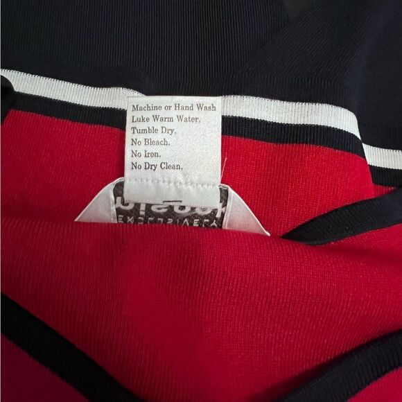 Exclusively Misook Red Sleeveless Top Size L - Picture 5 of 5